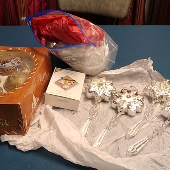 Vintage & Artisan Gold and Silver Holiday Ornaments Group Cottagecore - Picture 10 of 10